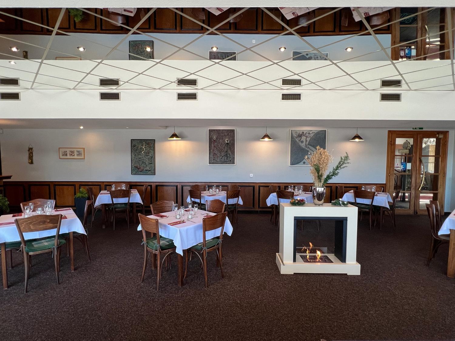 Hotel Sloup Sobeslav Ngoại thất bức ảnh