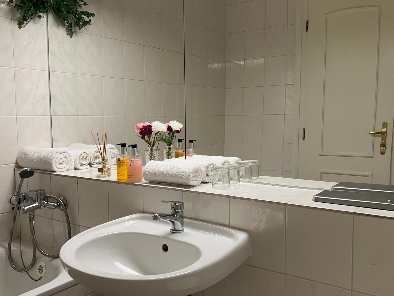Hotel Sloup Sobeslav Ngoại thất bức ảnh