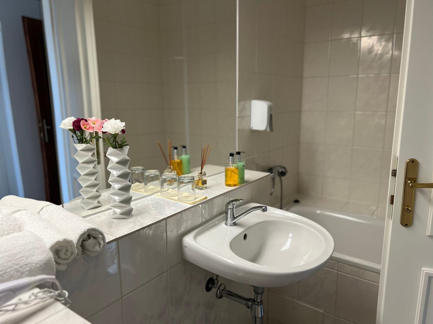 Hotel Sloup Sobeslav Ngoại thất bức ảnh